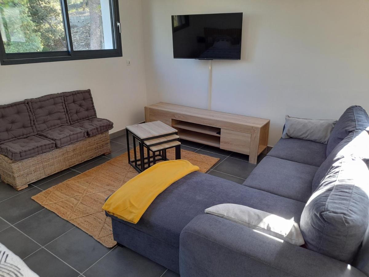Studio Du Roc Des Garrigues Langlade Εξωτερικό φωτογραφία